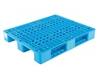 PLASTIC PALLETS & SKIDS